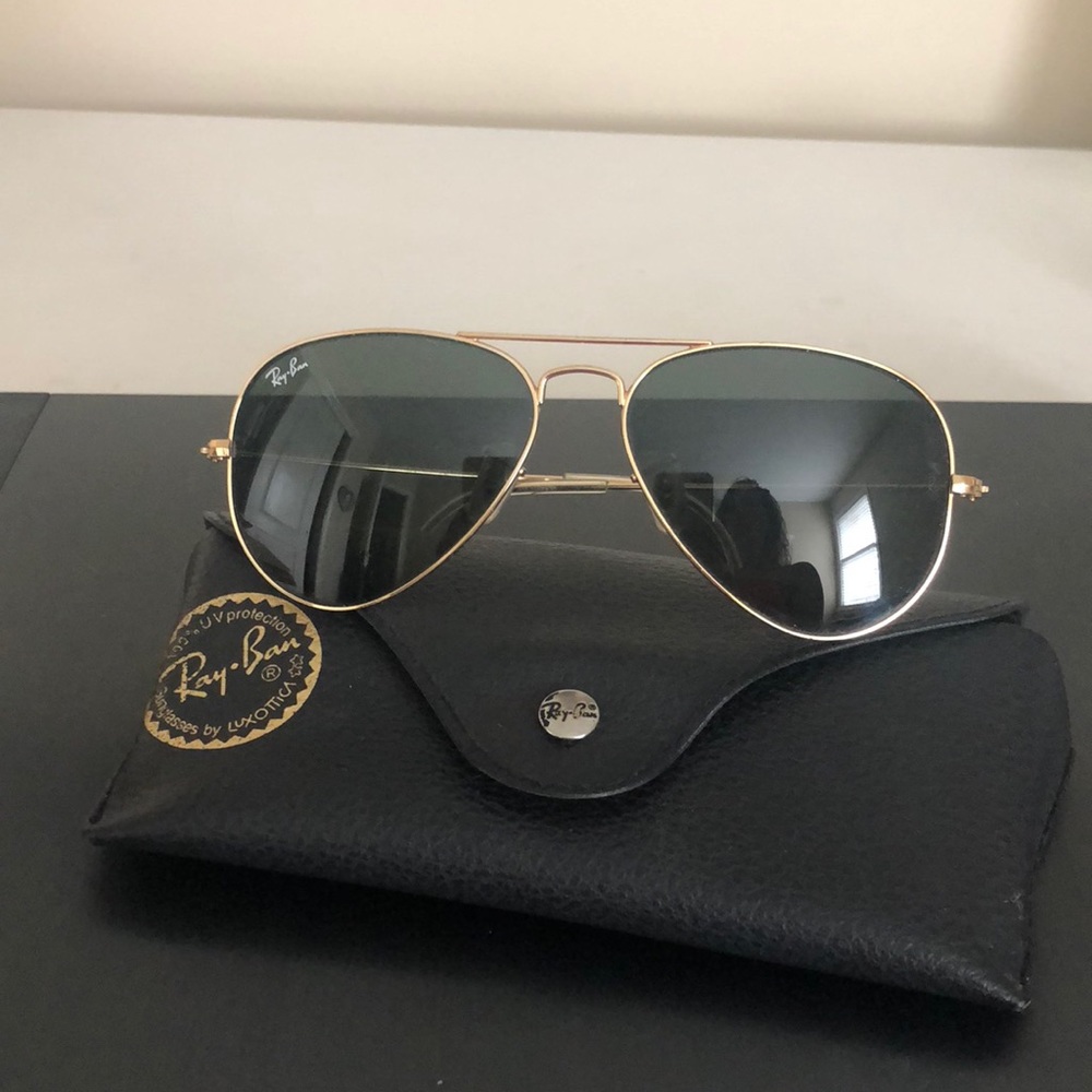 Black ray bans